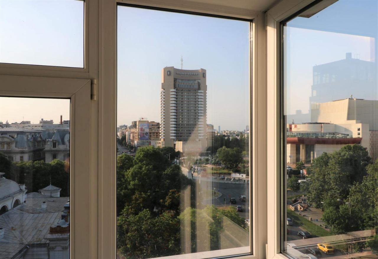 Serenity Heights Apartment: A Panoramic Haven Near Old Town - Free Minibar Бухарест Экстерьер фото